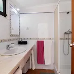 Lotus Villa, * Αλμπουφέιρα
