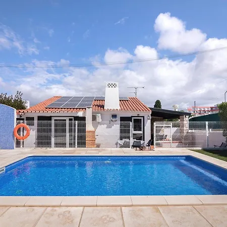 Lotus Villa, Willa Albufeira