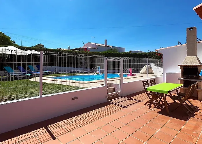Lotus Villa, Albufeira