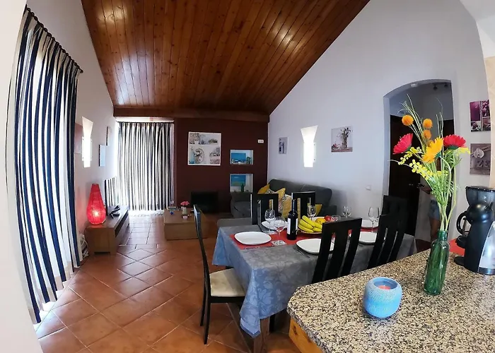 Lotus Villa, Villa Albufeira